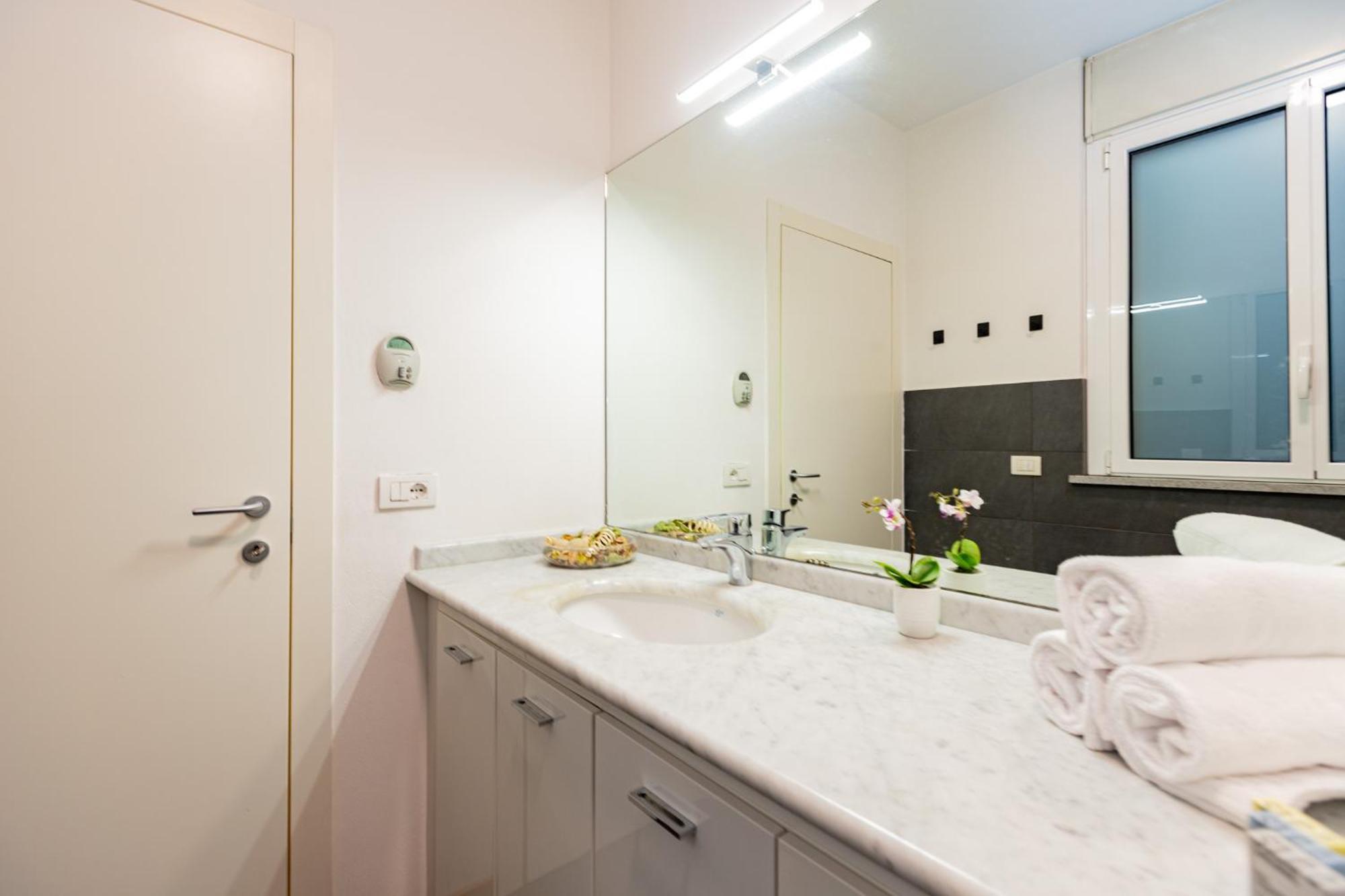 Premuda20 Milan Elegant Apartment Esterno foto